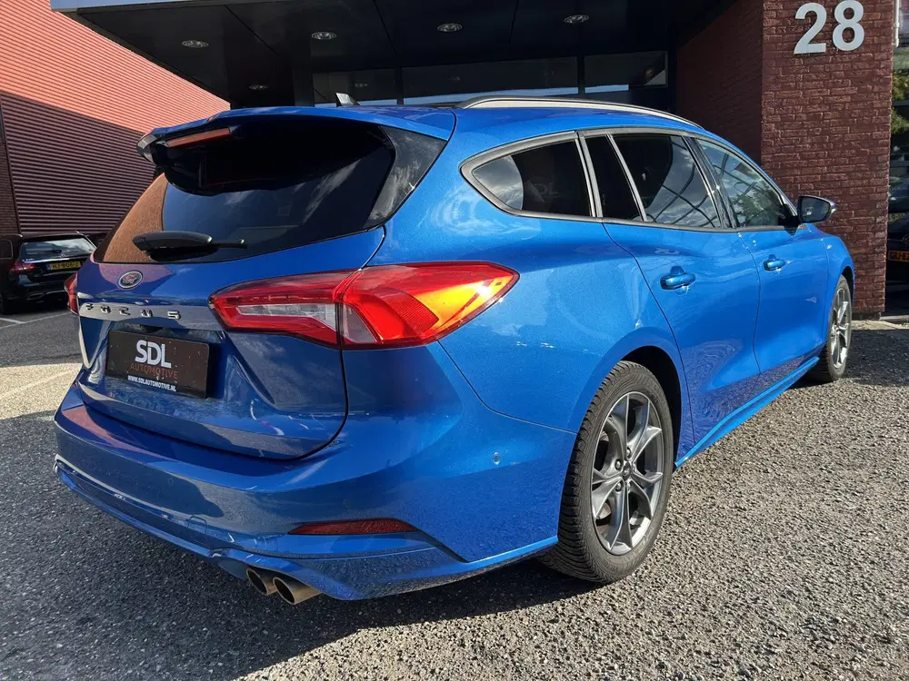Ford Focus 1.5 EcoBoost ST Line Business 183PK uit 2020, foto 3
