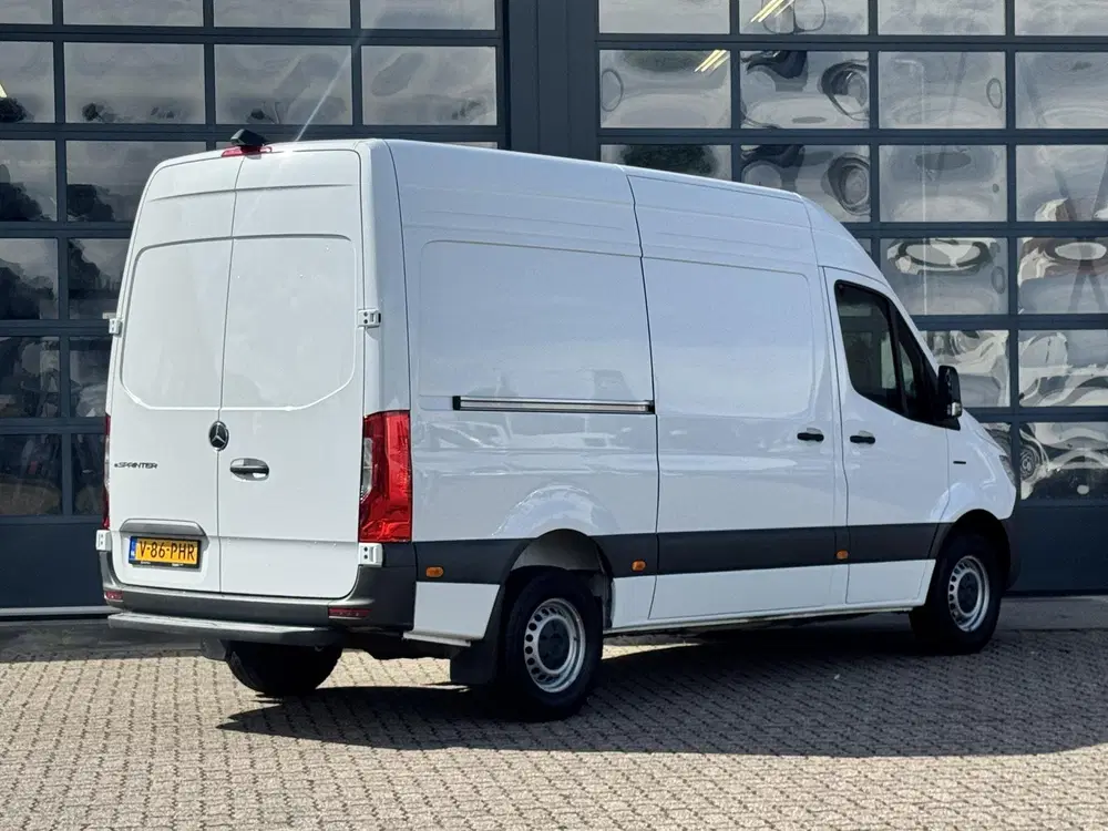 Mercedes-Benz Sprinter 320 L2 Pro 81kWh uit 2024, foto 2