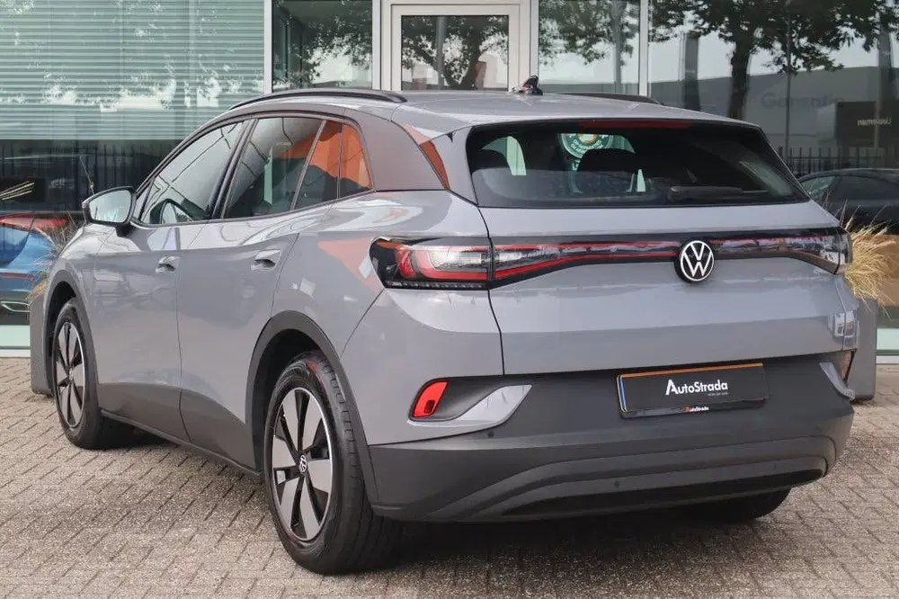 Volkswagen ID.4 52kWh 170pk Pure uit 2021, foto 2