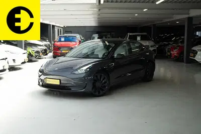 Tesla Model 3 Performance AWD 75 kWh uit 2022