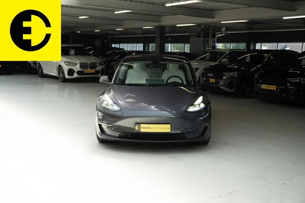 Tesla Model 3 Performance AWD 75 kWh uit 2022, foto 11