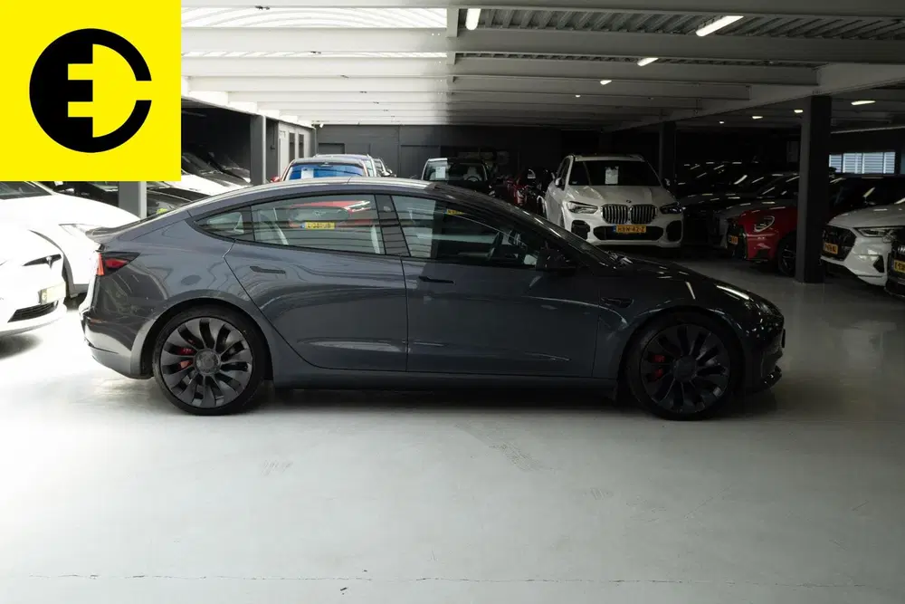 Tesla Model 3 Performance AWD 75 kWh uit 2022, foto 13