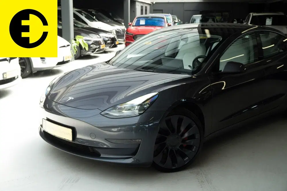 Tesla Model 3 Performance AWD 75 kWh uit 2022, foto 3
