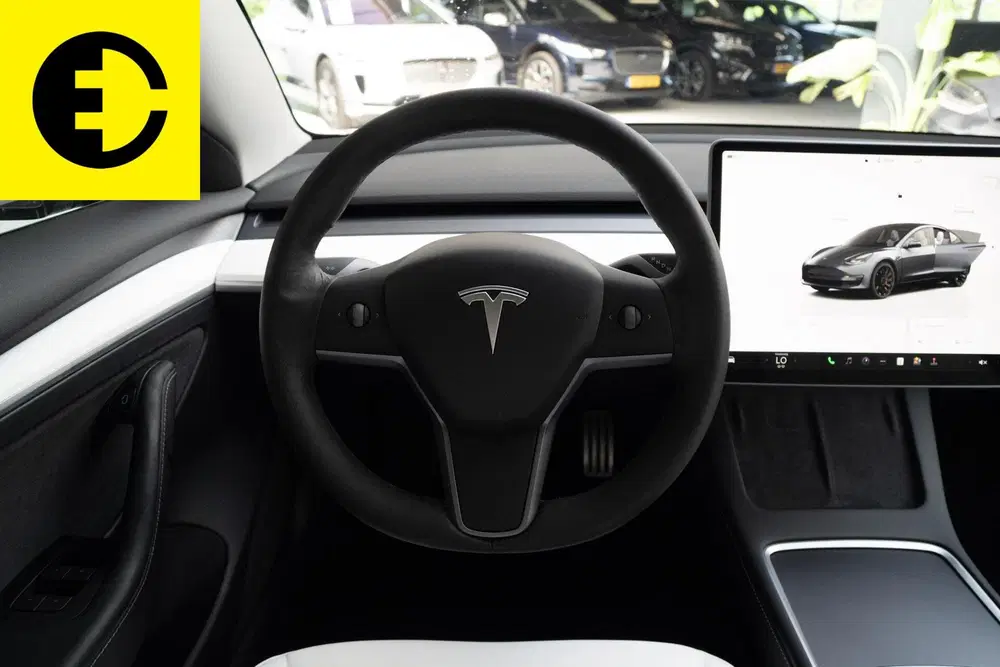 Tesla Model 3 Performance AWD 75 kWh uit 2022, foto 4