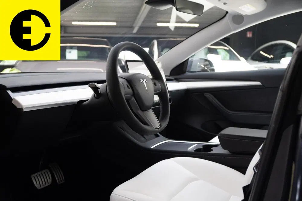 Tesla Model 3 Performance AWD 75 kWh uit 2022, foto 5
