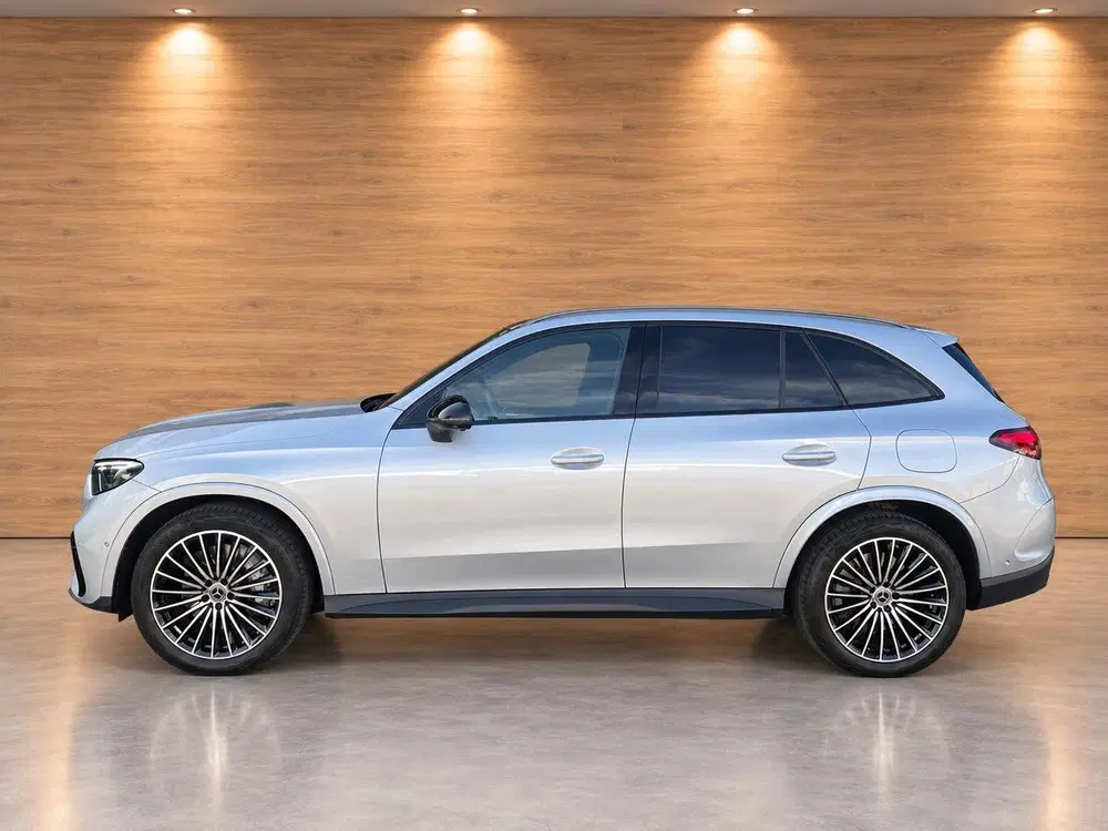 Mercedes-Benz GLC Mercedes GLC-klasse 400e AMG ACHTERAS BEST uit 2024, foto 3