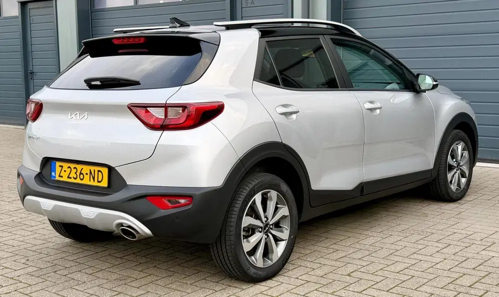 Kia Stonic 1.0 T-GDi MHEV DynamicLine uit 2023, foto 10