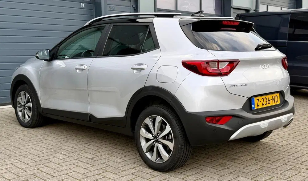 Kia Stonic 1.0 T-GDi MHEV DynamicLine uit 2023, foto 8