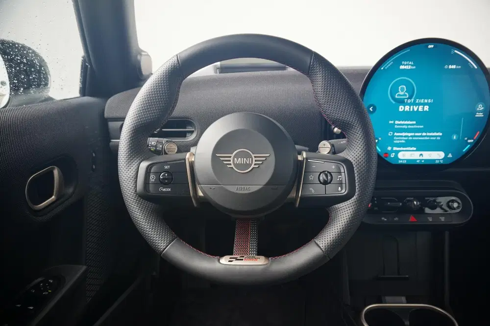 Mini Cabrio 2.0 Cooper S John Cooper Works XL uit 2026, foto 15