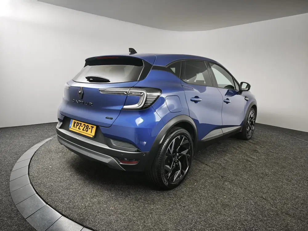 Renault Captur 1.6 E-Tech full hybrid 145 esprit Alpine uit 2025, foto 2