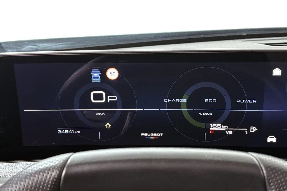 Peugeot 5008 1.2 Hybrid 136 GT 7p Stoelverwarming Camer uit 2024, foto 12
