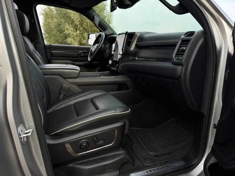Dodge RAM LIMITED NIGHT 5.7L V8 DEALER ONDERH uit 2022, foto 8