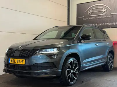 Skoda Karoq 1.5 TSI ACT Sportline Business Pano uit 2021