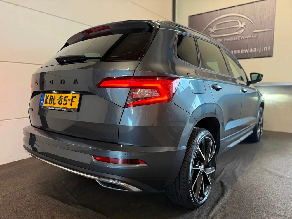 Skoda Karoq 1.5 TSI ACT Sportline Business Pano uit 2021, foto 8