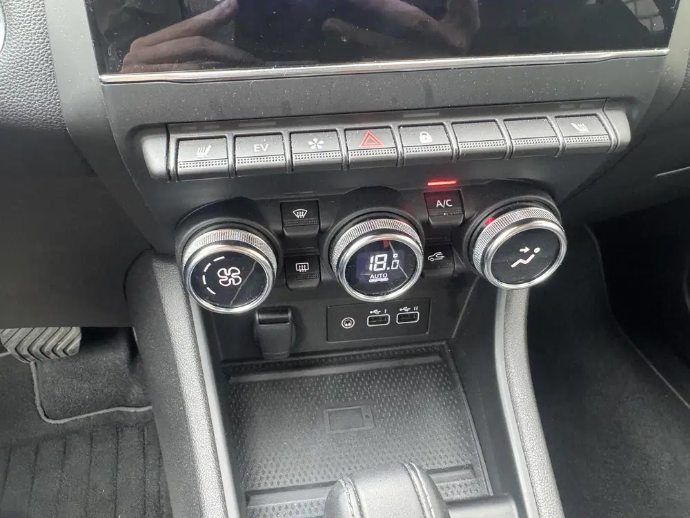 Mitsubishi ASX 1.6 HEV AT First Edition uit 2024, foto 13