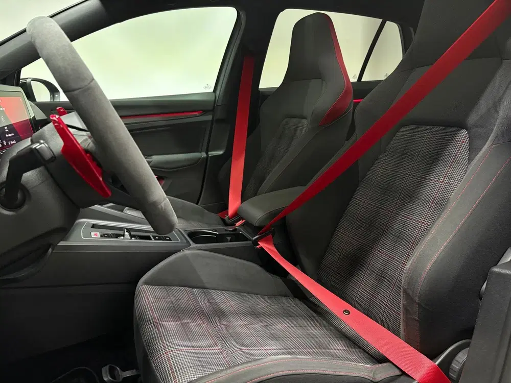 Volkswagen Golf 2.0 TSI GTI Pano IQ Camera Stoelverwarming uit 2021, foto 11
