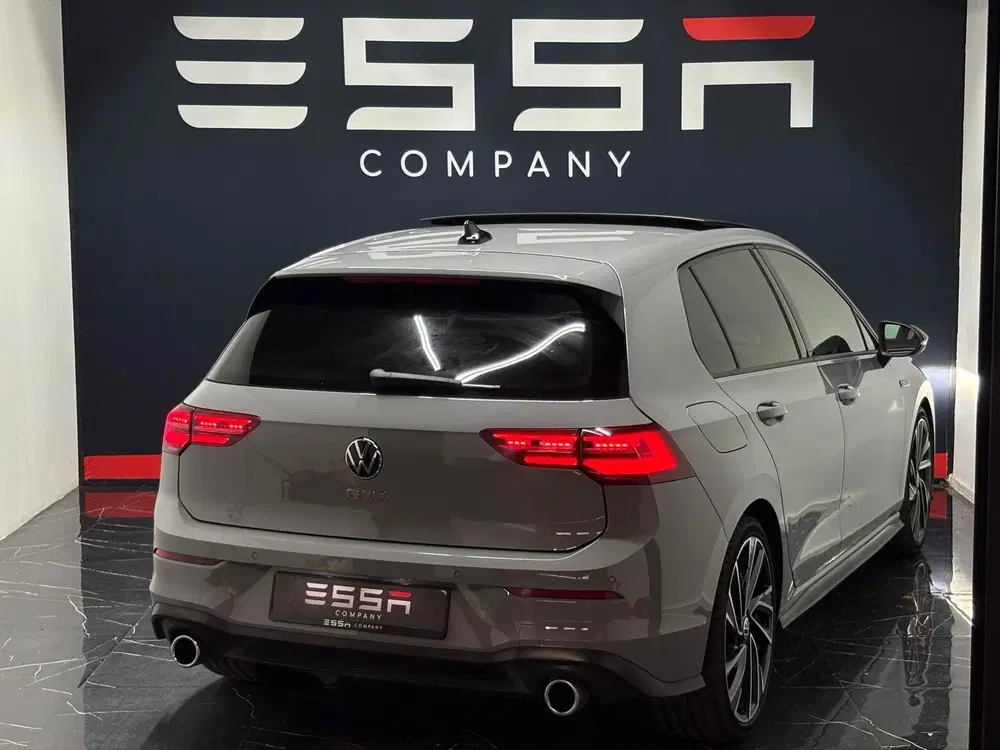 Volkswagen Golf 2.0 TSI GTI Pano IQ Camera Stoelverwarming uit 2021, foto 2