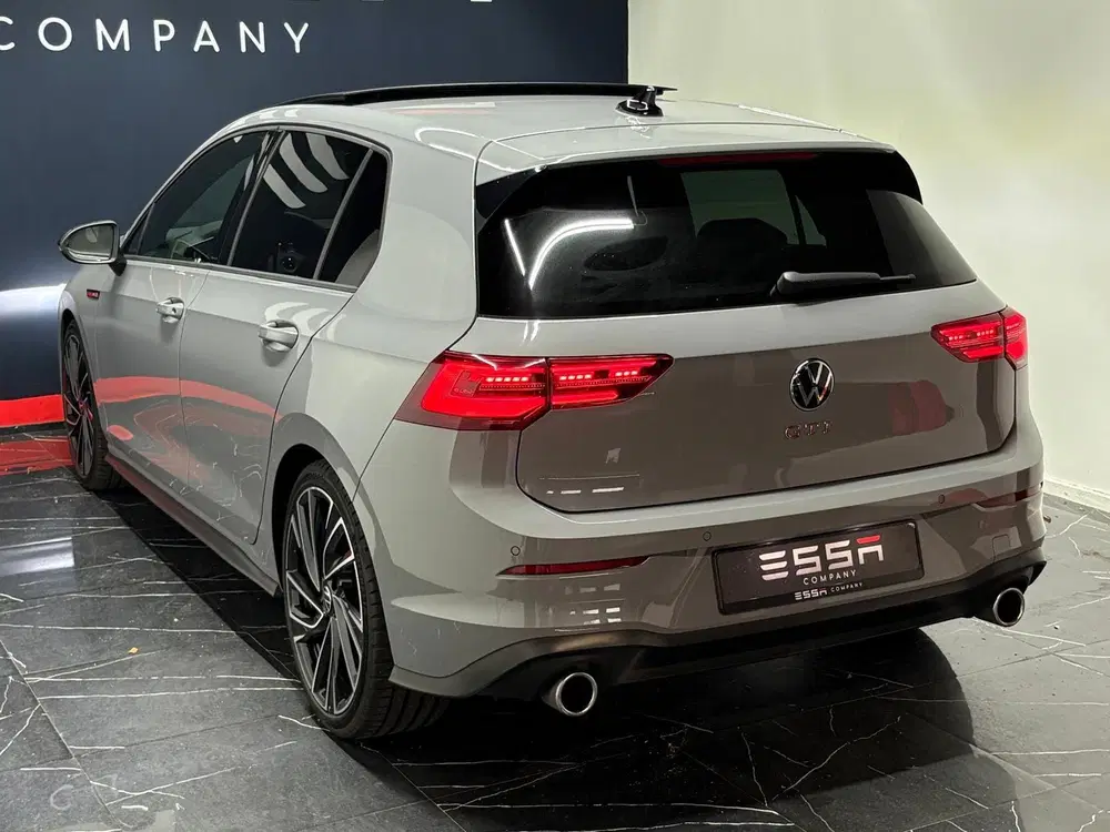 Volkswagen Golf 2.0 TSI GTI Pano IQ Camera Stoelverwarming uit 2021, foto 6