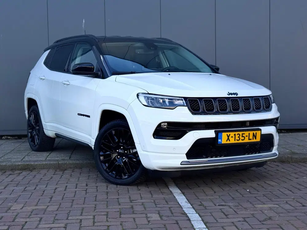 Jeep Compass 4xe 240 Plug-in Hybrid Electric S uit 2022, foto 3