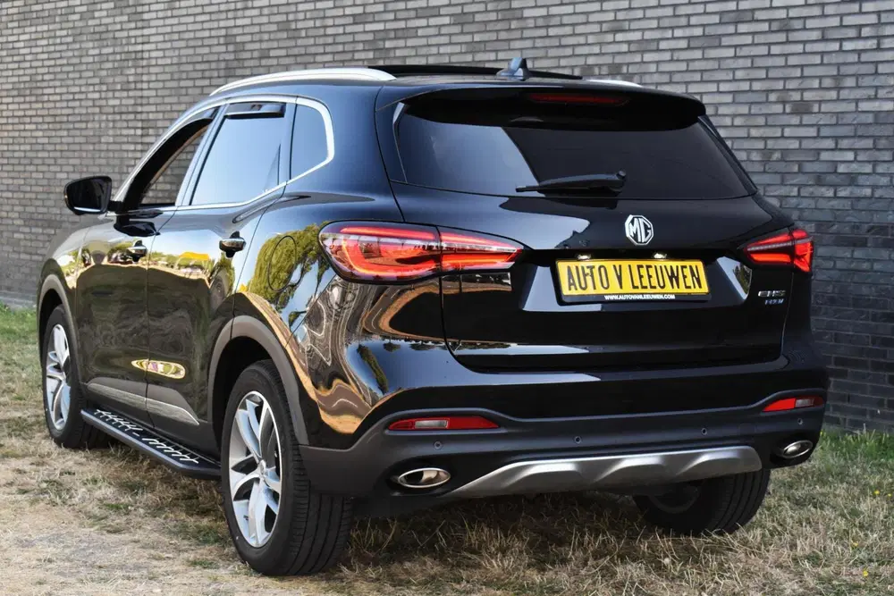 MG EHS 1.5 TGDI Luxury Plug In Hybrid PANORAMADAK uit 2024, foto 3