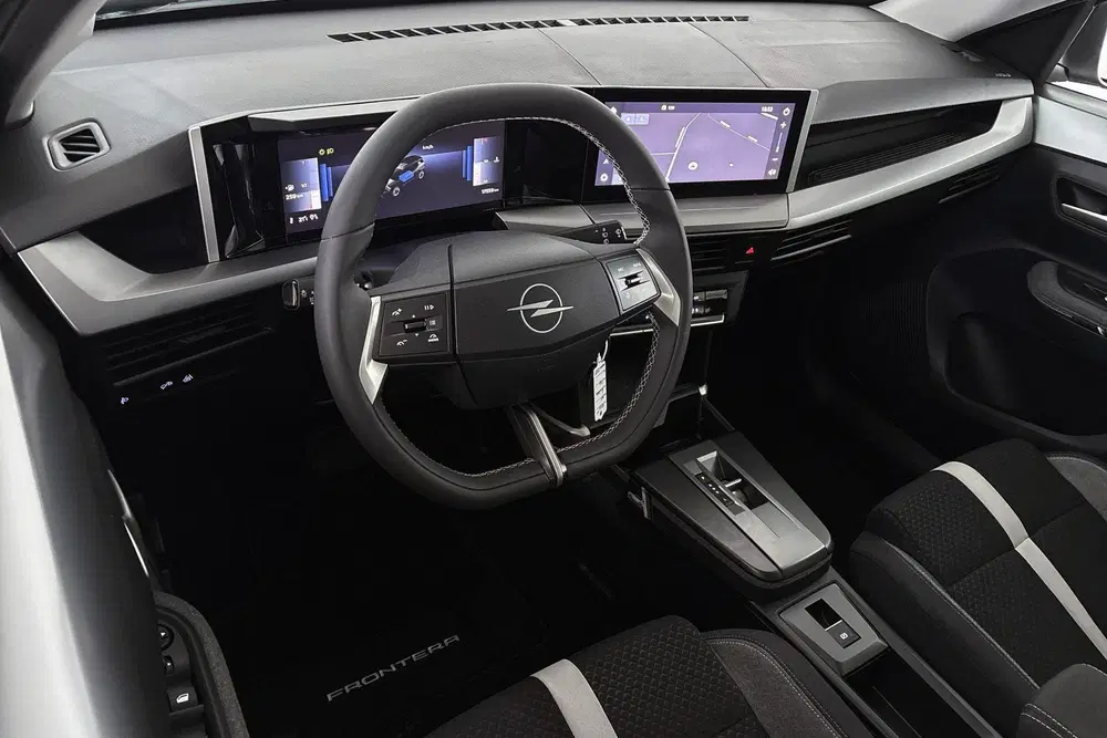 Opel Frontera 1.2 Turbo Hybrid GS Camera Apple CarPlay C uit 2025, foto 5