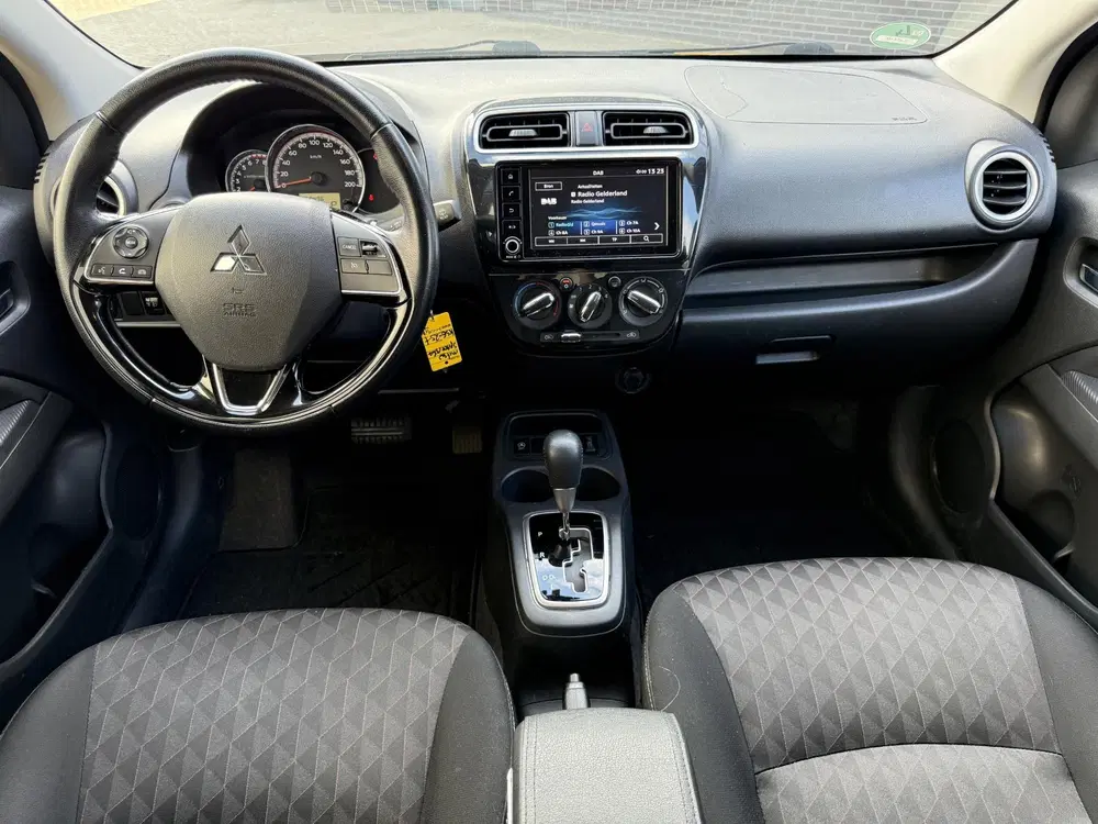 Mitsubishi Space Star 1.2 Intense uit 2022, foto 2