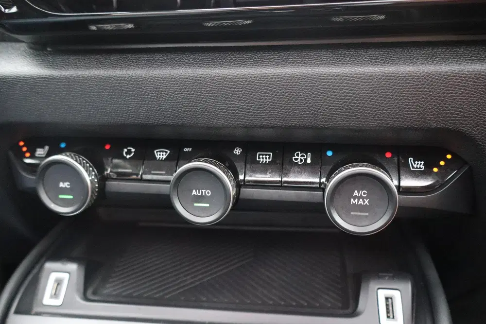 Citroën C4 Citroen Ë-C4 Shine 50 kWh uit 2021, foto 10