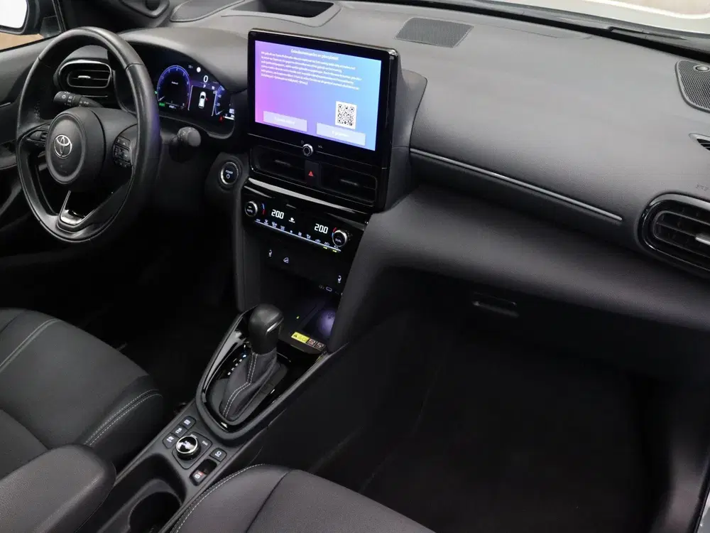 Toyota Yaris Cross 1.5 Hybrid 130 Launch Edition uit 2024, foto 5