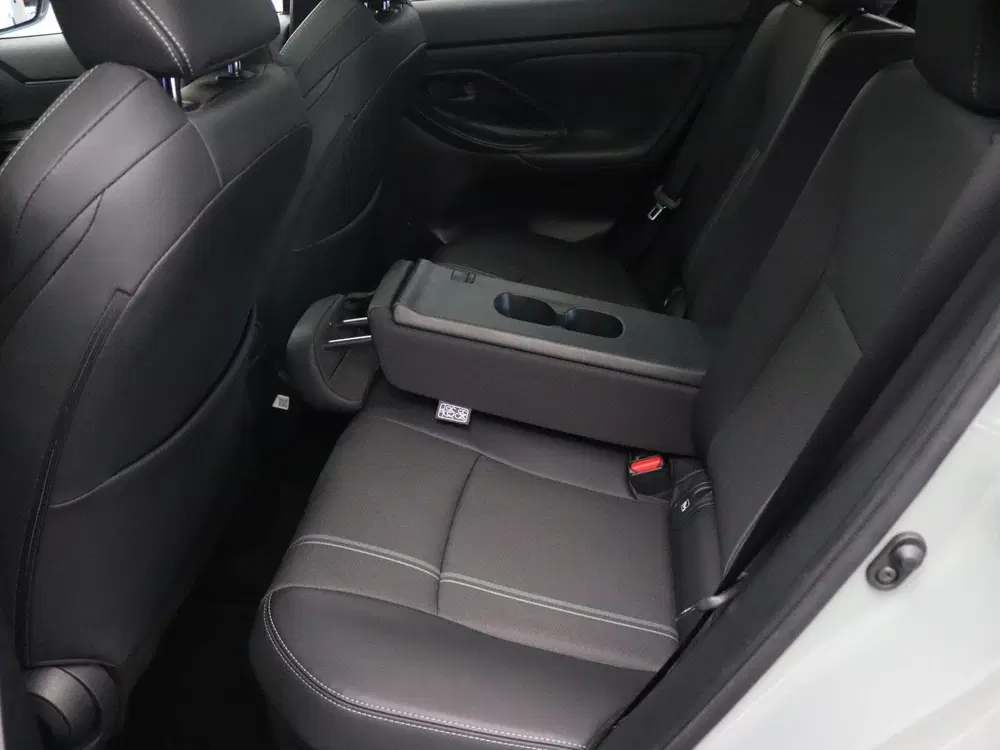Toyota Yaris Cross 1.5 Hybrid 130 Launch Edition uit 2024, foto 9