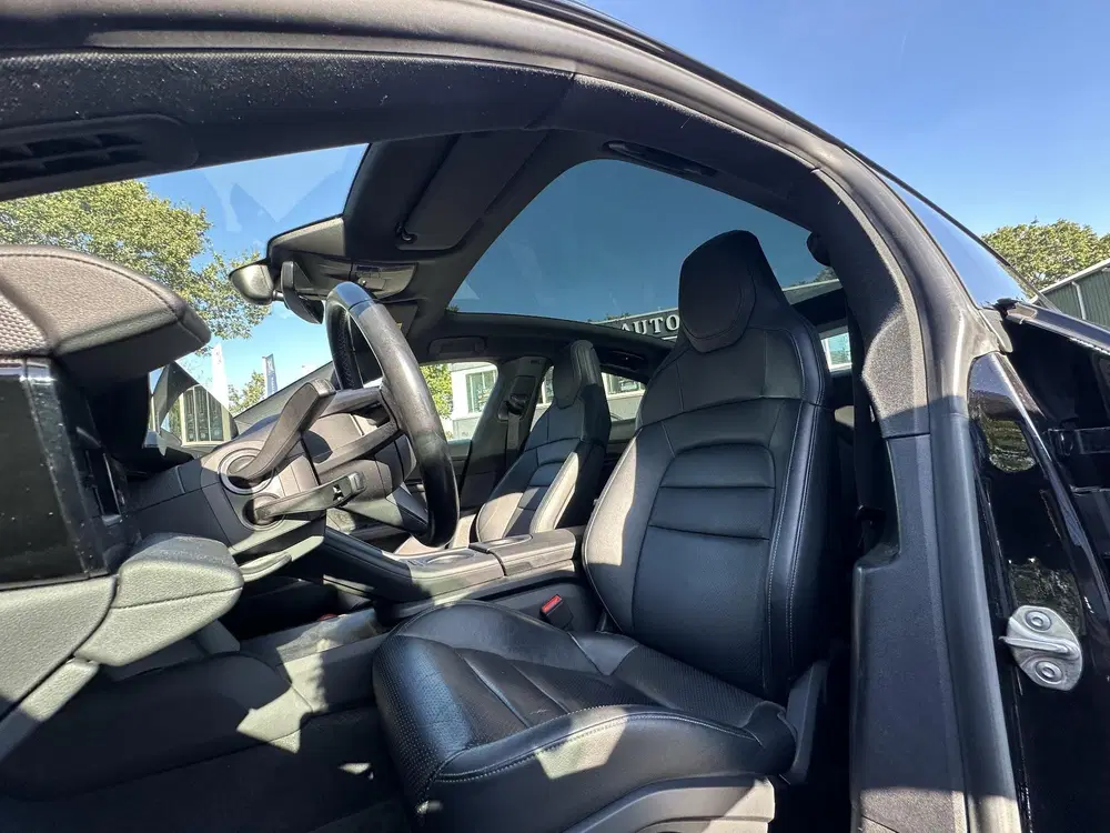 Porsche Taycan 79 kWh SOH 92% uit 2021, foto 6