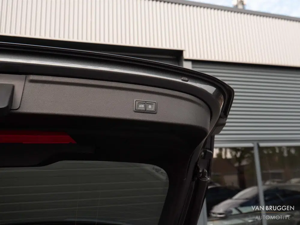 Audi A3 45 TFSI e S-Line Pano RS-Stoelen Massage H uit 2022, foto 10