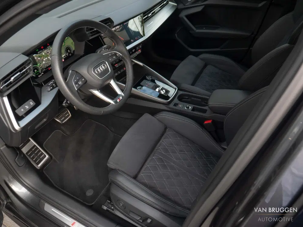 Audi A3 45 TFSI e S-Line Pano RS-Stoelen Massage H uit 2022, foto 13