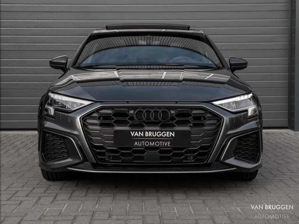 Audi A3 45 TFSI e S-Line Pano RS-Stoelen Massage H uit 2022, foto 6
