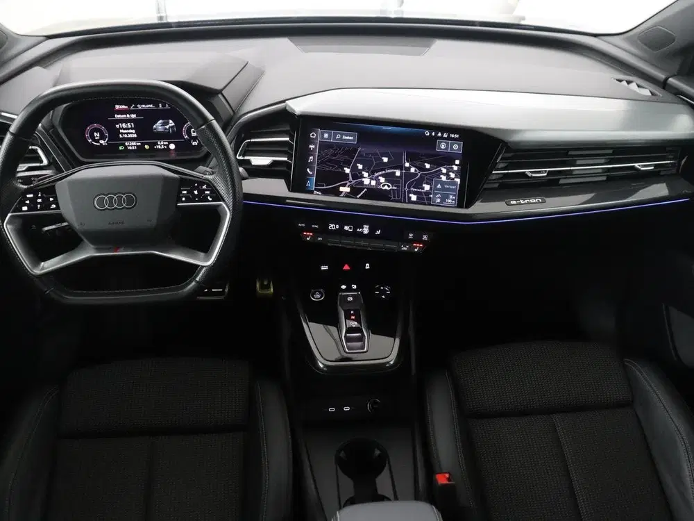 Audi Q4 e-tron 40 S edition 77 kWh uit 2022, foto 3