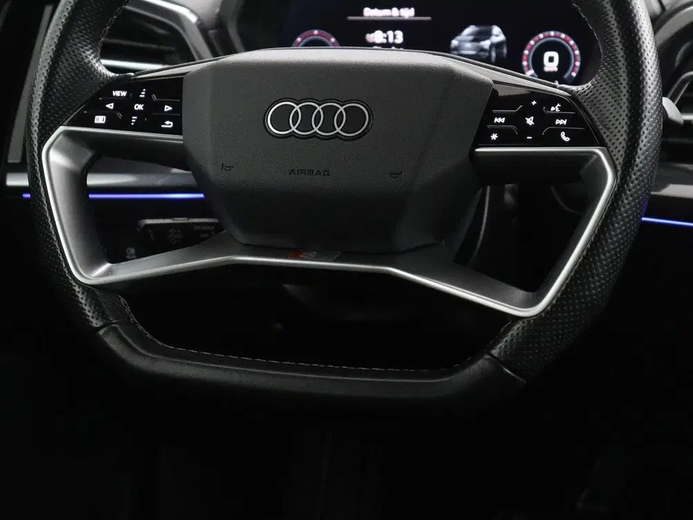Audi Q4 e-tron 40 S edition 77 kWh uit 2022, foto 8