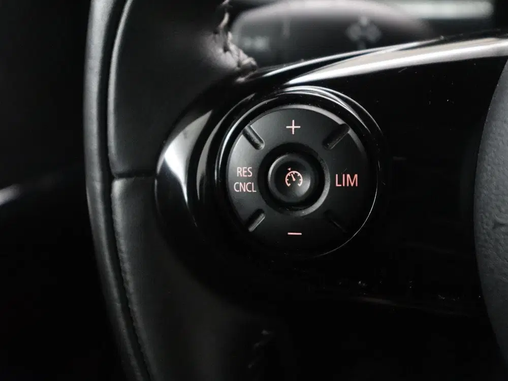Mini Clubman 1.5 Cooper Business Edition Pano.Dak uit 2019, foto 15