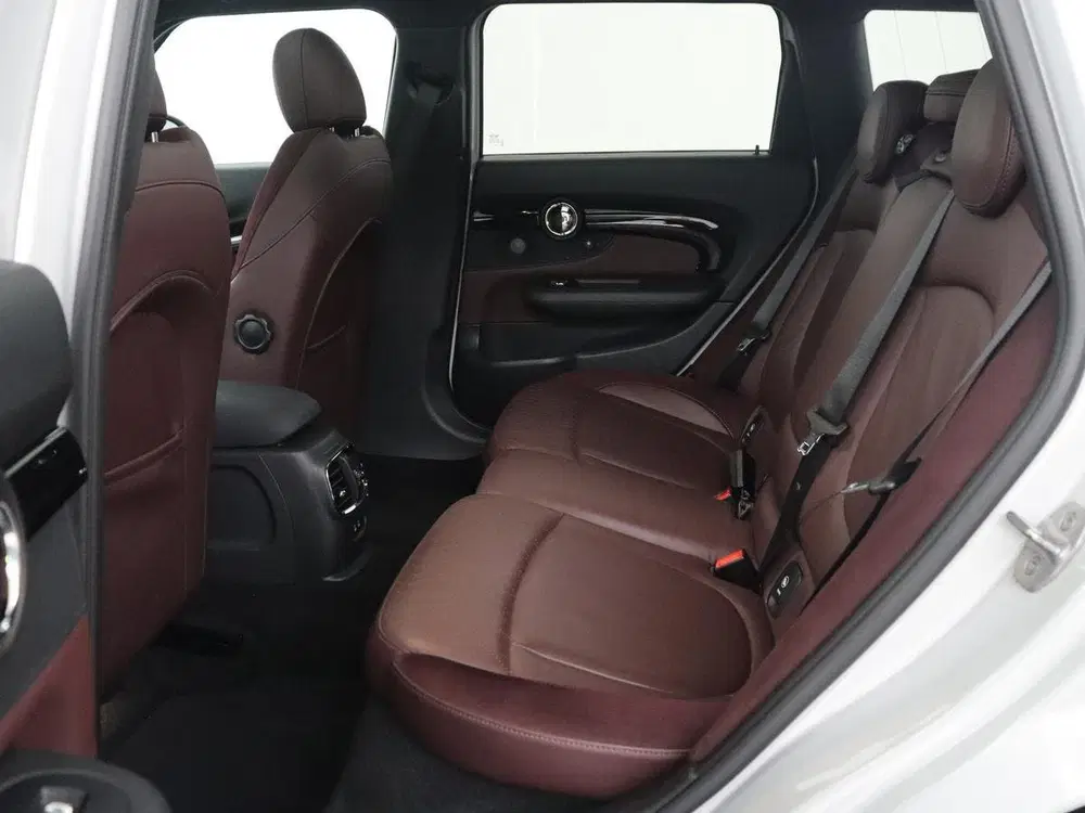 Mini Clubman 1.5 Cooper Business Edition Pano.Dak uit 2019, foto 6