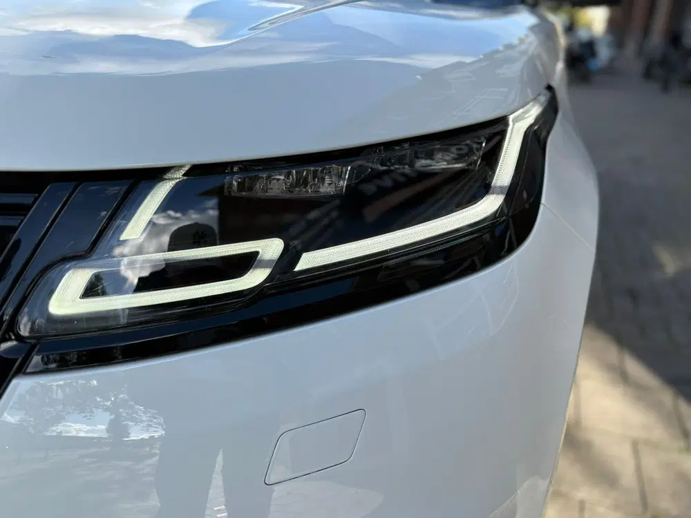 Land Rover Range Rover Velar 2.0 P300 Turbo AWD R-Dynamic HS uit 2019, foto 11