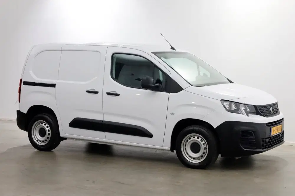 Peugeot Partner 1.2 PureTech 110pk Benzine Airco uit 2023, foto 10