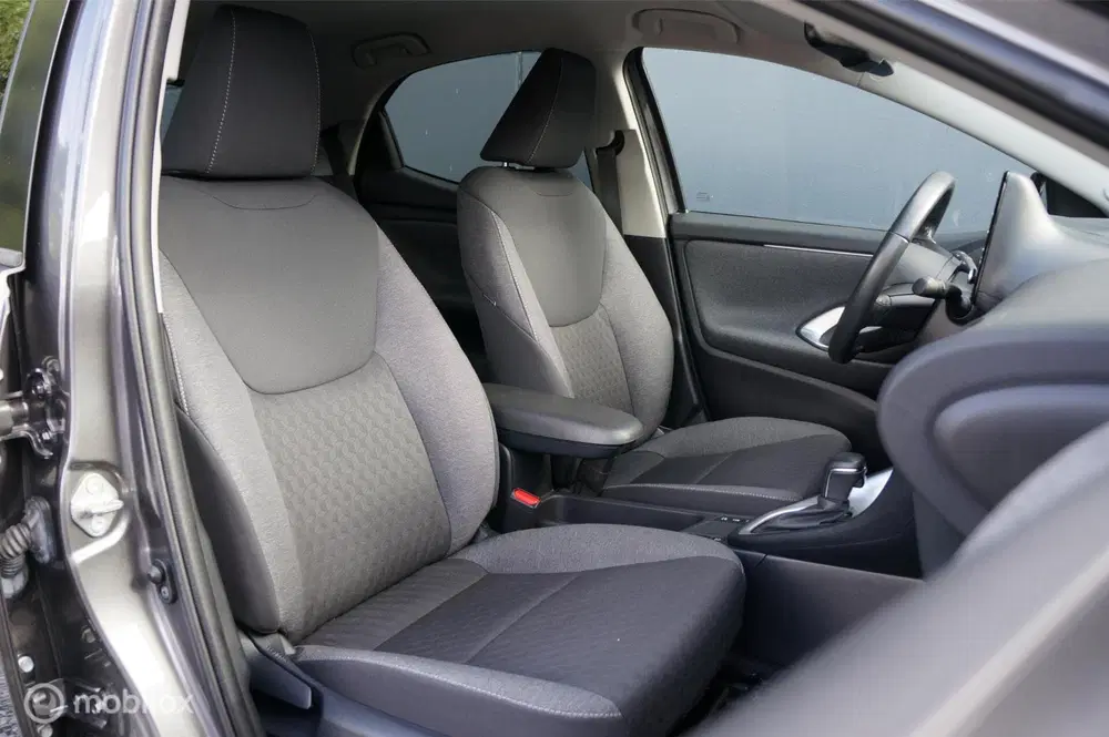Toyota Yaris 1.5 Hybrid Style Apple uit 2021, foto 11