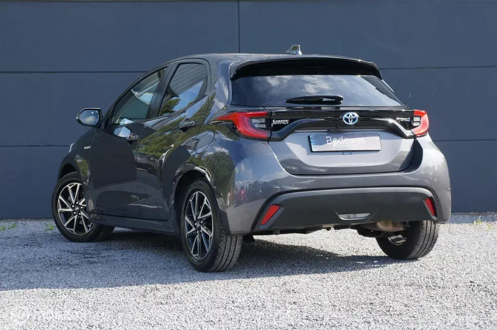 Toyota Yaris 1.5 Hybrid Style Apple uit 2021, foto 2