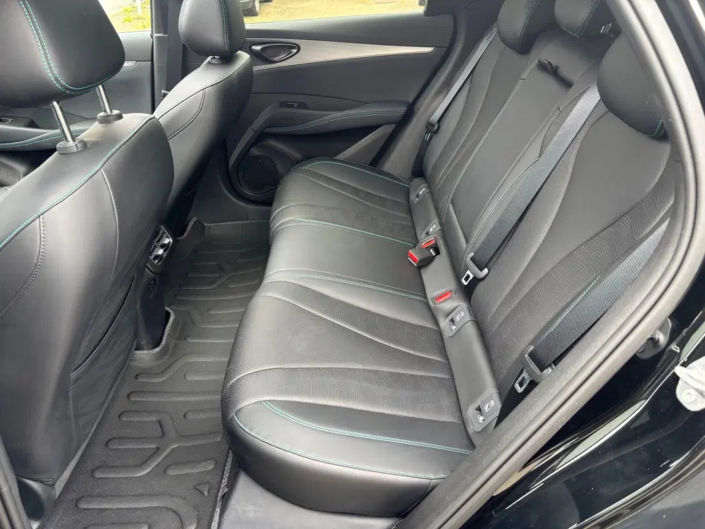 BYD Seal 6 Touring 1.5 Dm-I BTW 212PK PHEV Panorama uit 2025, foto 13