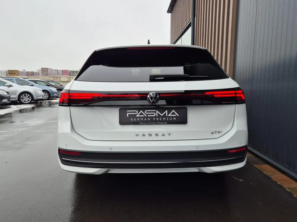 Volkswagen Passat 1.5 eTSI Business uit 2025, foto 15
