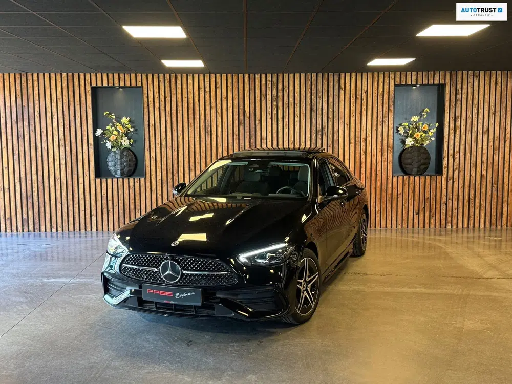 Mercedes-Benz C-Klasse 300 e AMG Line uit 2023