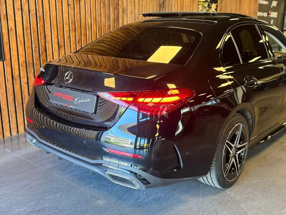 Mercedes-Benz C-Klasse 300 e AMG Line uit 2023, foto 11