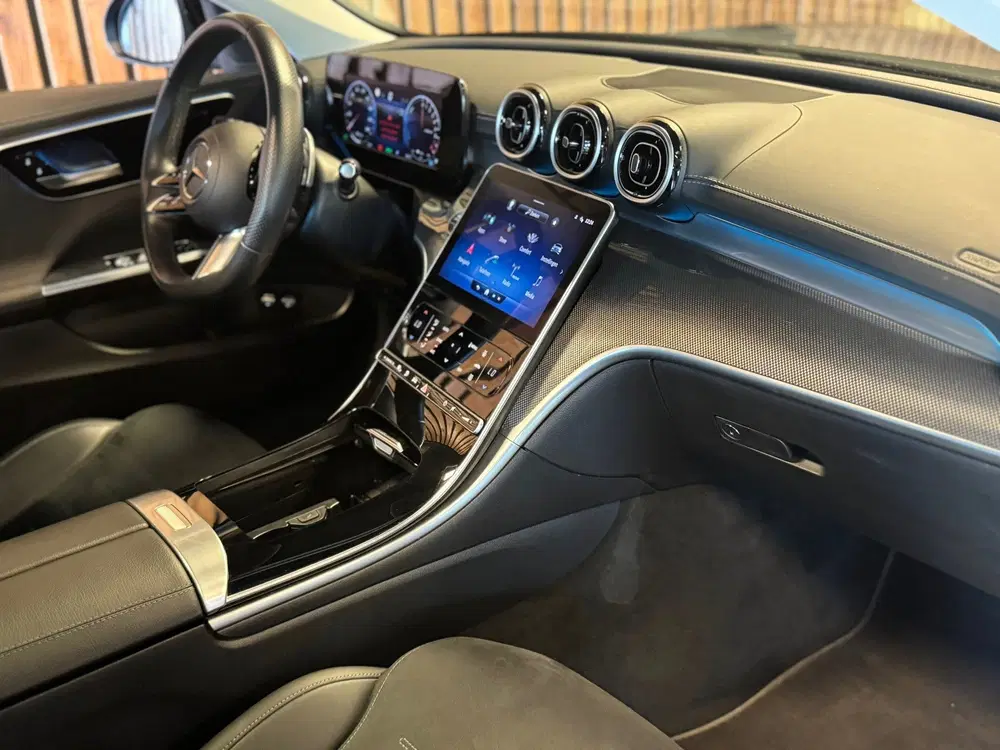 Mercedes-Benz C-Klasse 300 e AMG Line uit 2023, foto 15