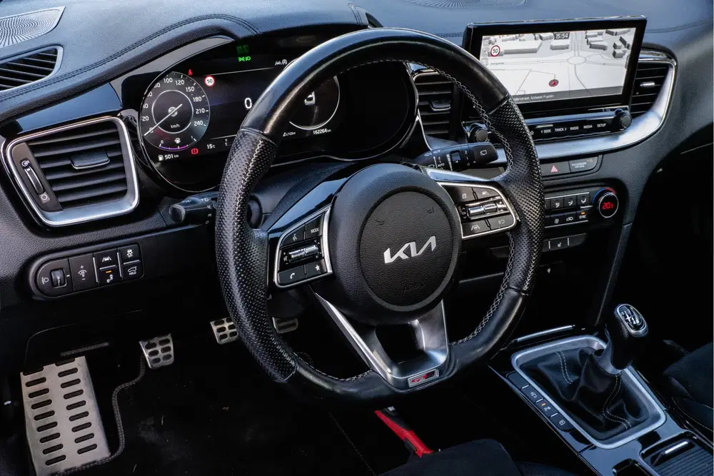 Kia ProCeed 1.0 T-GDi 120pk GT-PlusLine Elek. panorama uit 2021, foto 11