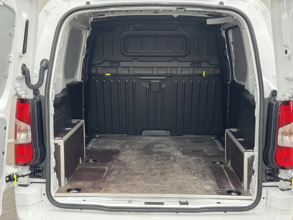 Opel Combo 1.5 BlueHDi 130 S&S L1 uit 2024, foto 7