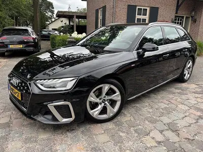 Audi A4 35 TFSI S Line uit 2022
