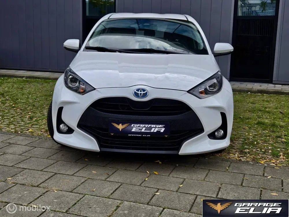 Toyota Yaris 1.5 Hybrid Active uit 2021, foto 2
